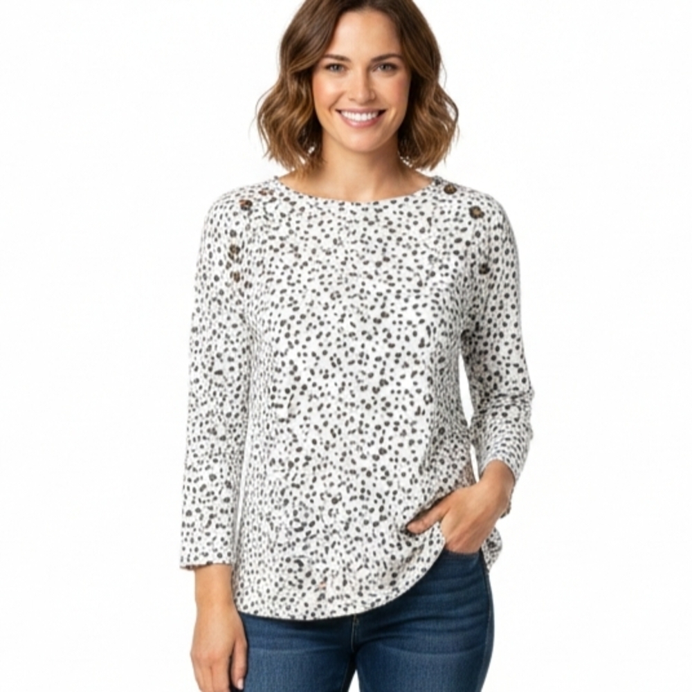 All in Love Animal Print Top 3/4 Sleeve Button Detail Size L
